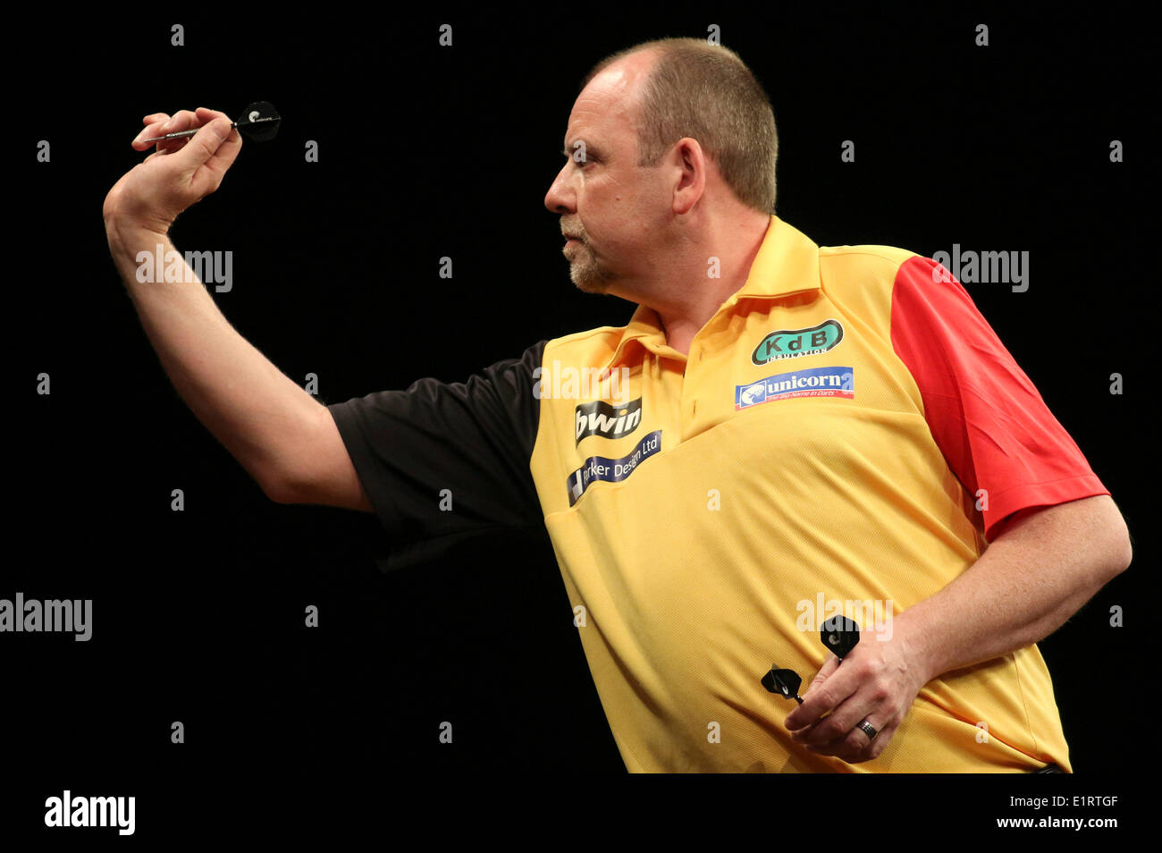 Ronny Huybrechts (Belgien) at the World Cup of Darts 2014 in the Sport  Hall. Hamburg, 06.06.2014 Stock Photo - Alamy