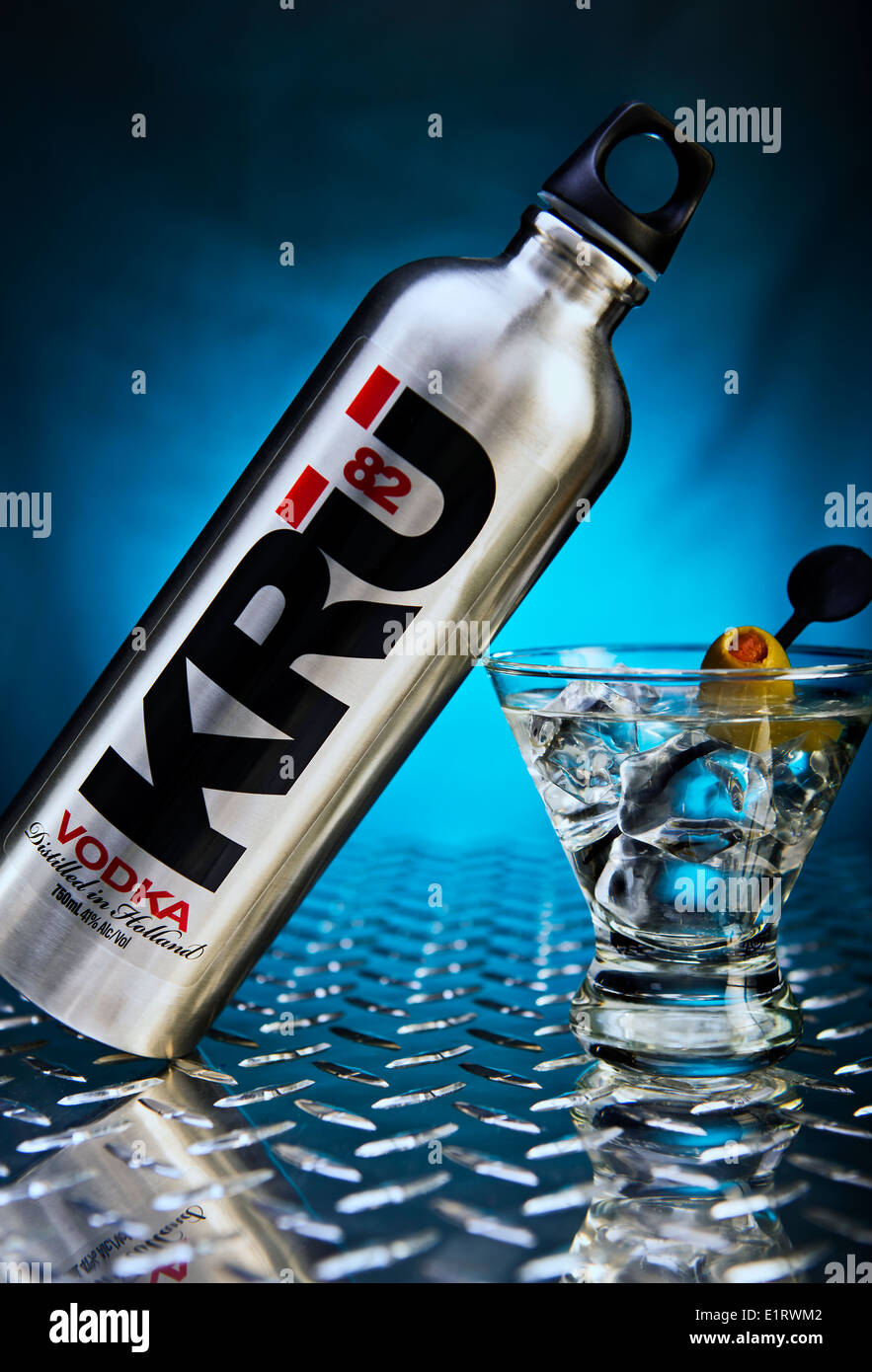 Two UTAH JAZZ logo’d Martini Blender Bottle 12 Oz!