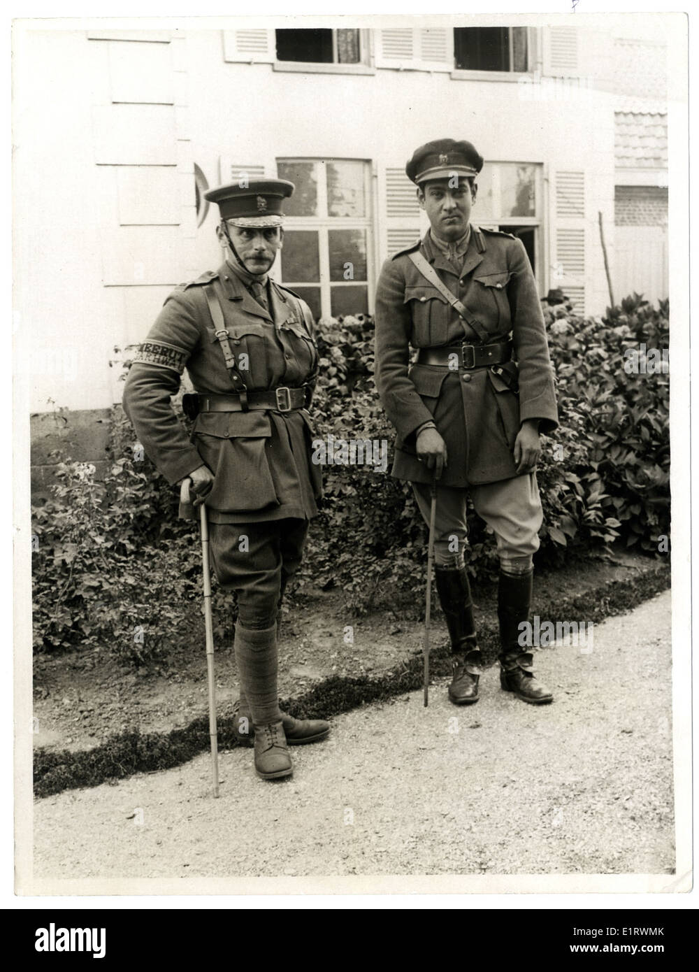 Lieut Hitendra of Kuch Behar with a staff officer [Le Sart, France]. . Stock Photo