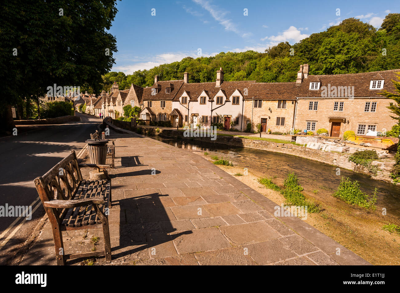 Lovely stone houses in Castle Combe Wiltshire Stock Photo Alamy