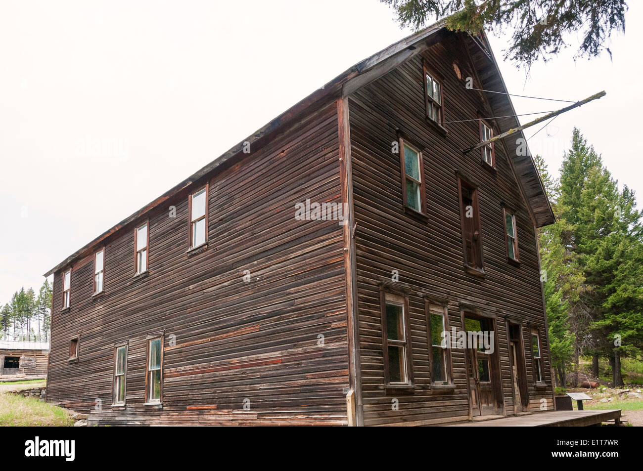 Montana, gold mining ghost town, J.K. Wells Hotel built 1897