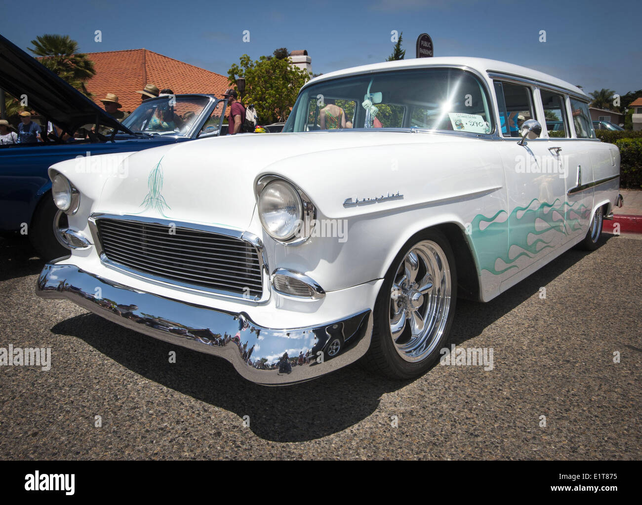 San Clemente, California, USA. 8th June, 2014. A custom creamy white