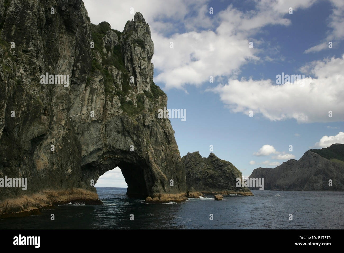 Hole in the rock hi-res stock photography and images - Alamy