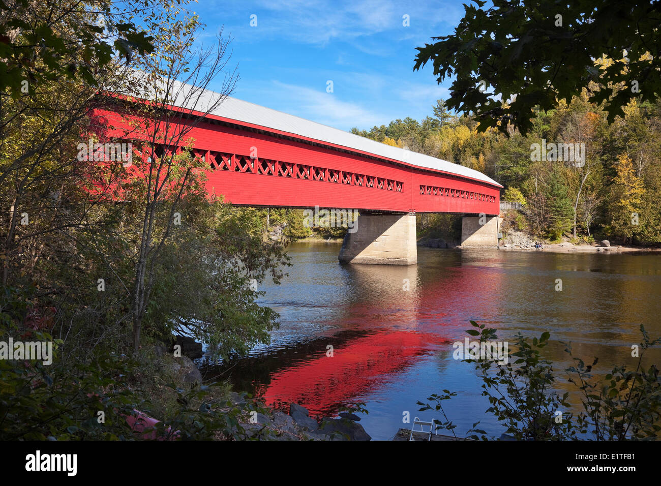 Wakefield covered bridge, Gatineau River, Wakefield, Quebec, Canada
