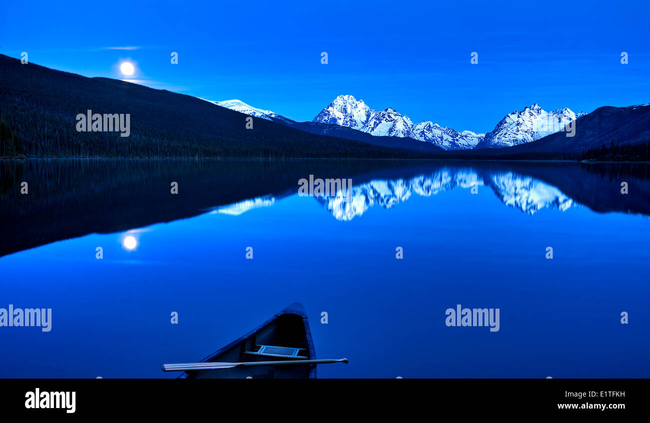 Sunrise over Junker Lake in Tweedsmuir Park in the Chilcotin region of