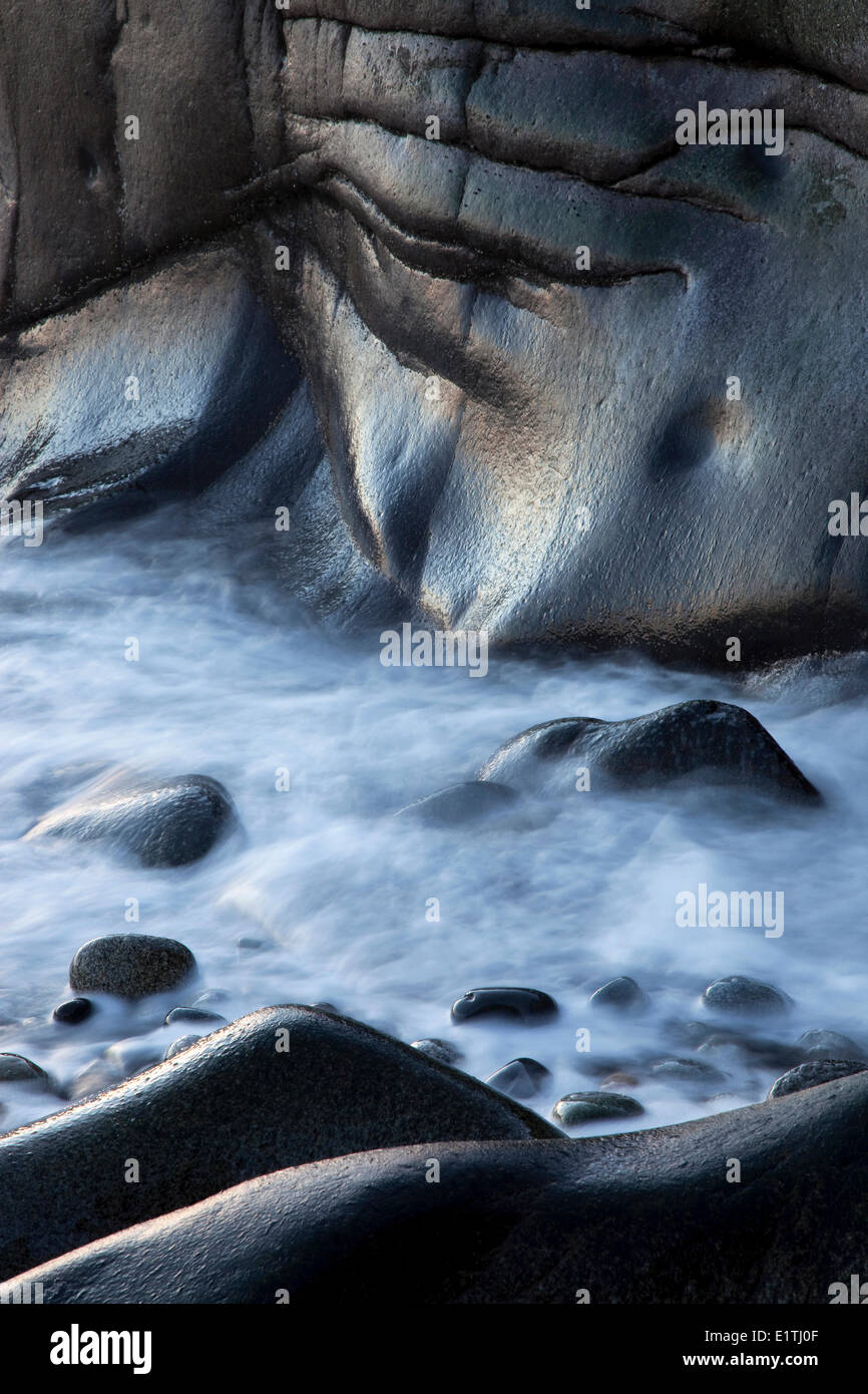 Beach Rocks, Wave Action, Erosion, Roberts Creek, Strait of Georgia ...