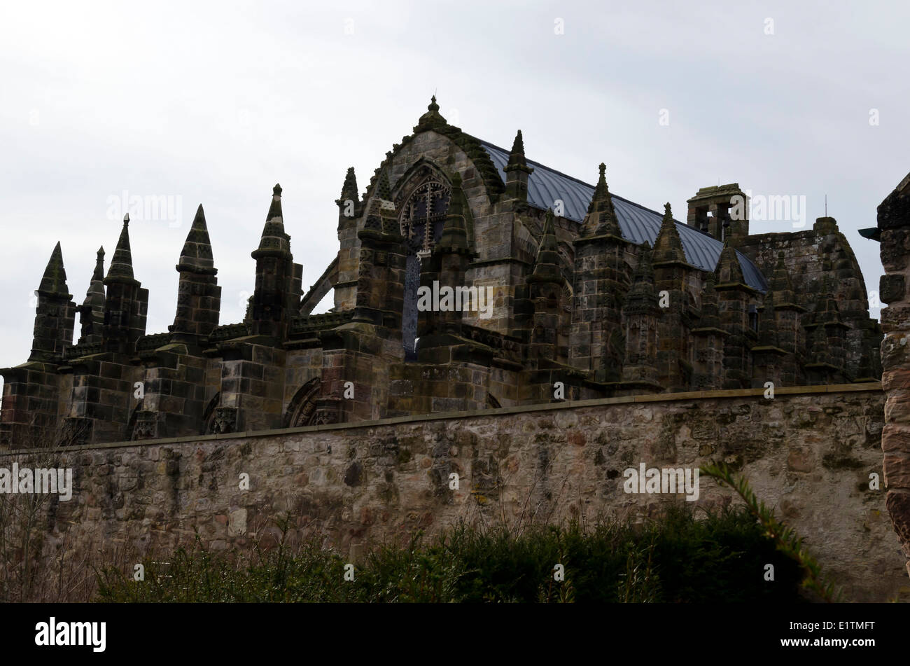 Rosslyn Chapel in Roslin, Midlothian, Scotland Stock Photo - Alamy