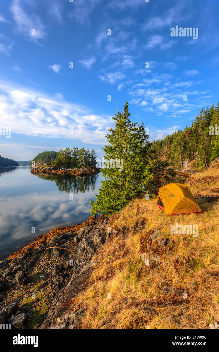 Kayakers camp on Penn Island in Sutil Channel between Read and Cortes Islands British Columbia Canada. Stock Photo