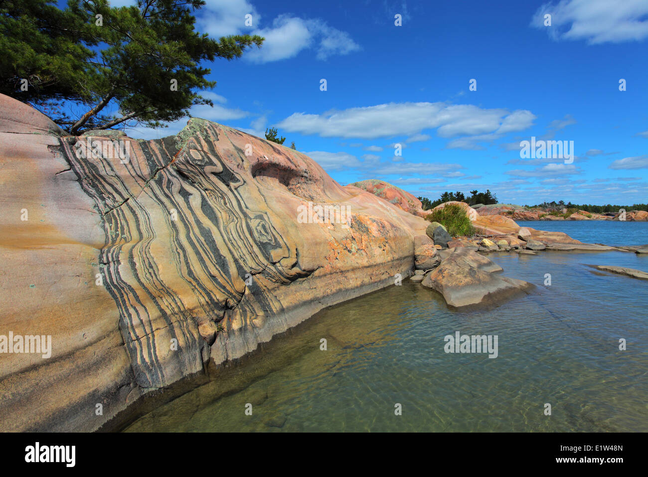 Mineral intrusions in Canadian Shield rock, Georgian Bay, Ontario Stock Photo
