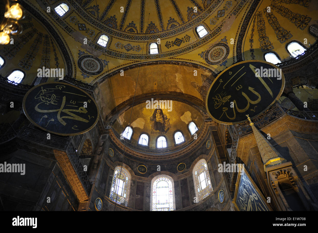 Turkey. Istanbul. Hagia Sophia. Interior. Apse mosaic of the Theotokos, Virgin Mother and Child. Stock Photo