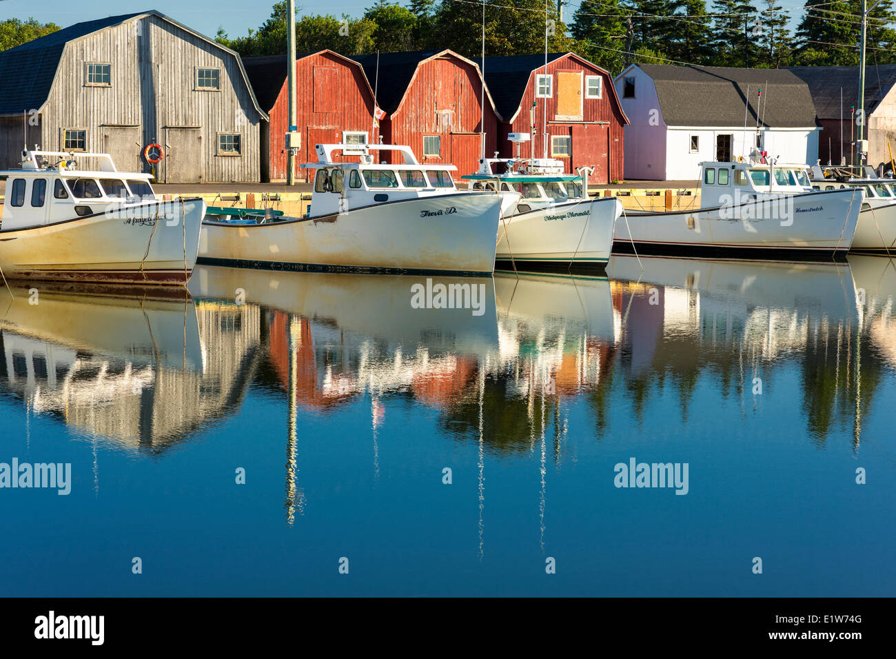 Fishing boats docked at Malpeque Harbour, Prince Edward Island, Canada Stock Photo