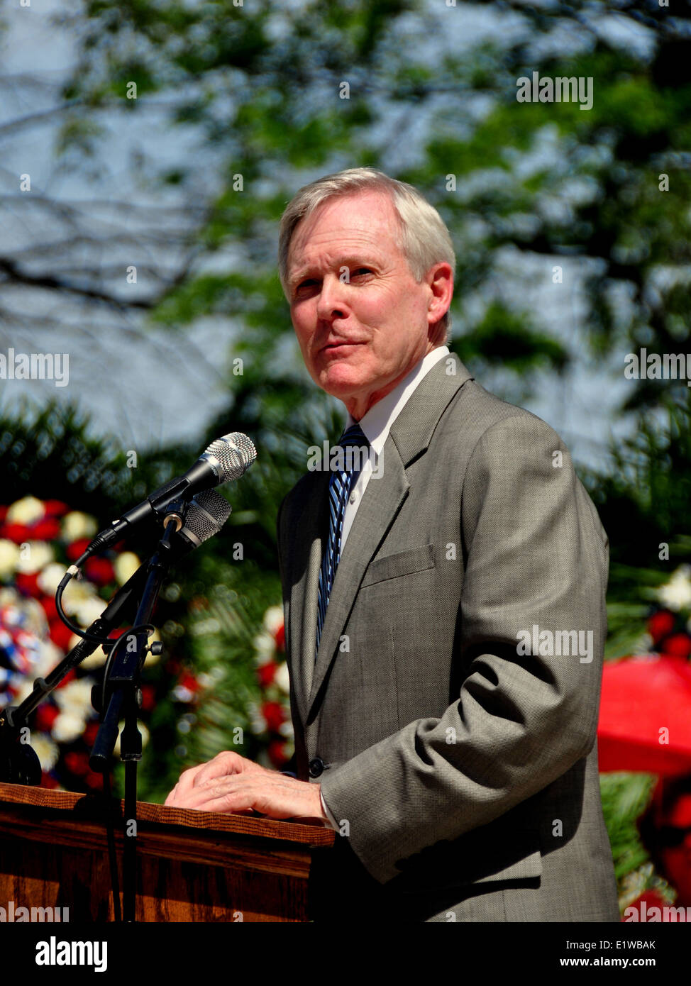 NYC: Secretary of the United States Navy Ray Mabus speaking at the ...