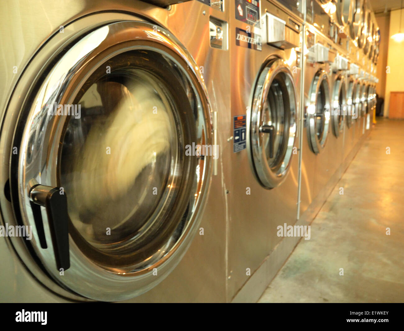 Laundromat clothes hires stock photography and images Alamy