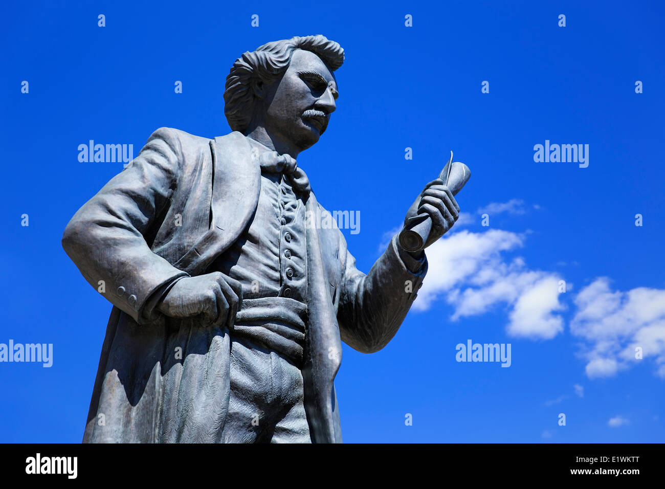 Louis Riel statue, Winnipeg, Manitoba, Canada Stock Photo Alamy