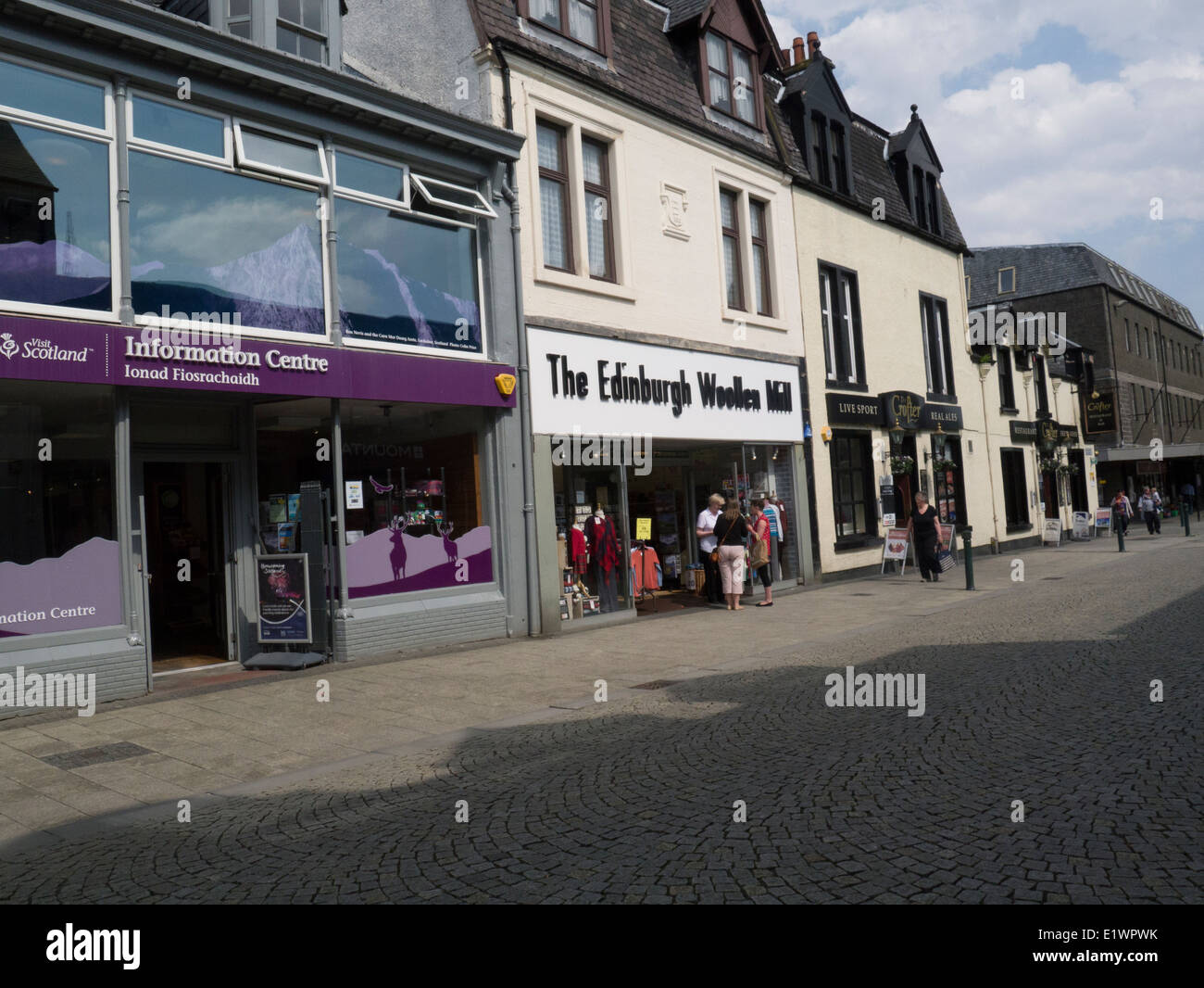 Fort william shops hires stock photography and images Alamy