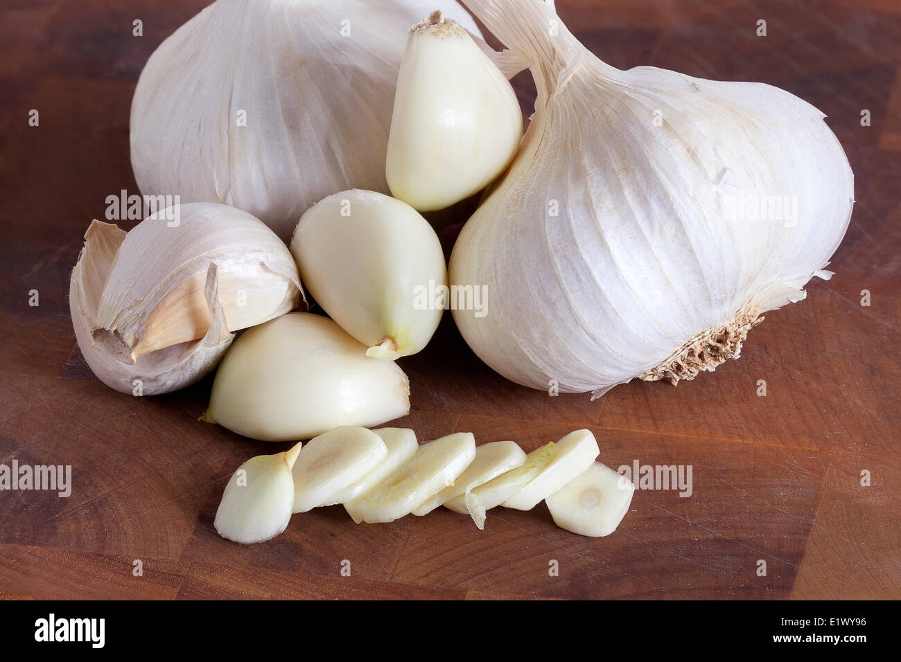 Garlic cloves hires stock photography and images Alamy