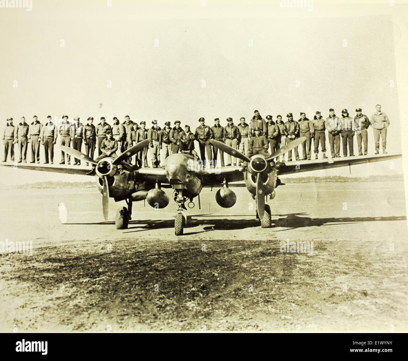 The 5th Air Force, particularly its 8th Photo Reconnaissance Squadron ...