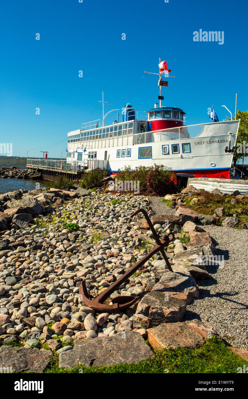 Tour boat, Chief Commanda, North Bay Waterfront, Ontario, Canada Stock Photo Alamy
