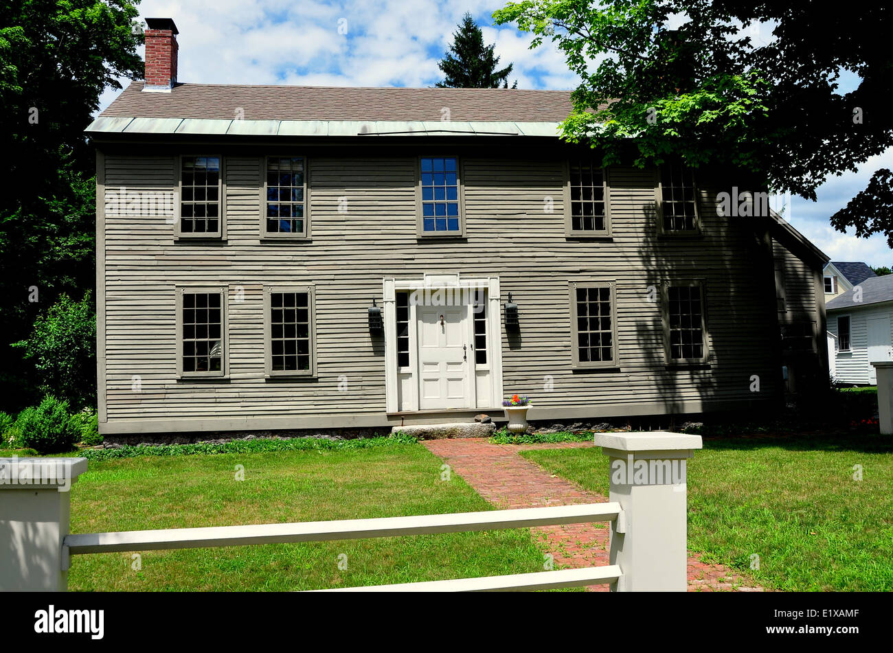 HANCOCK, NEW HAMPSHIRE 18th century traditional New England saltbox
