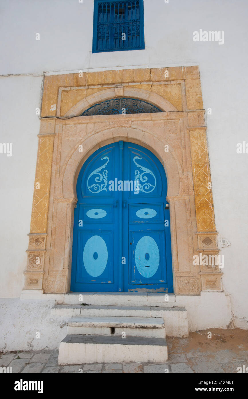 Typical local door of traditional home, Tunis, Tunisia Stock Photo