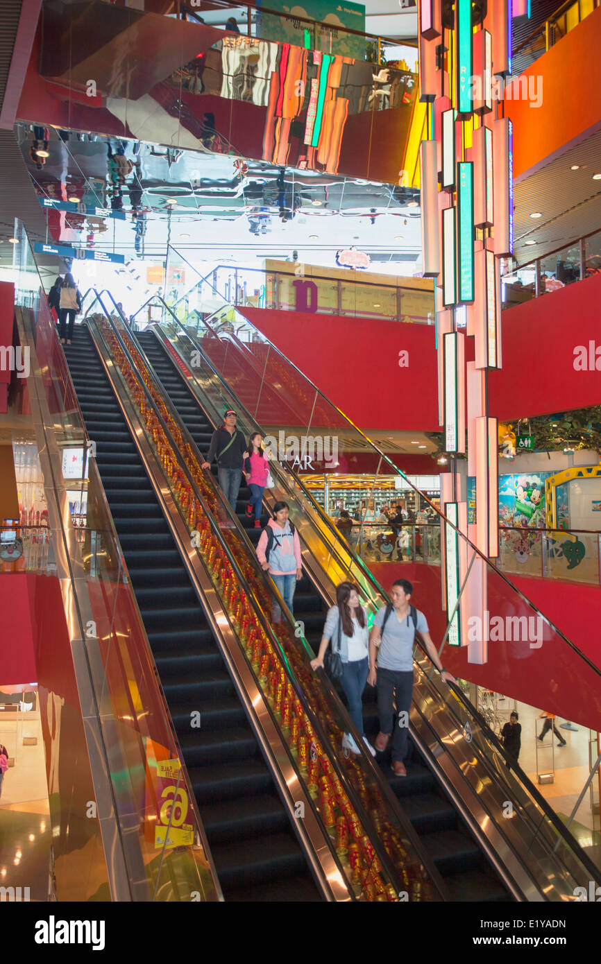 Shoppers ride an escalator up to the Harris Scarfe department store in  Adelaide, South Australia, Australia Stock Photo - Alamy