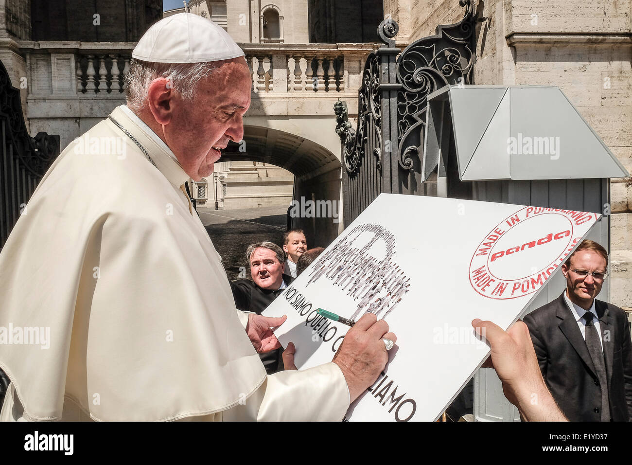 Vatican City St Peter's Square, Italy. 11th June 2014. Italy. Vatican City St Peter's Square, Italy. 11th June 2014. Giovambattista Vico of Pomigliano D'Arco, General Audience of 11 June 2014 Credit:  Realy Easy Star/Alamy Live News Stock Photo