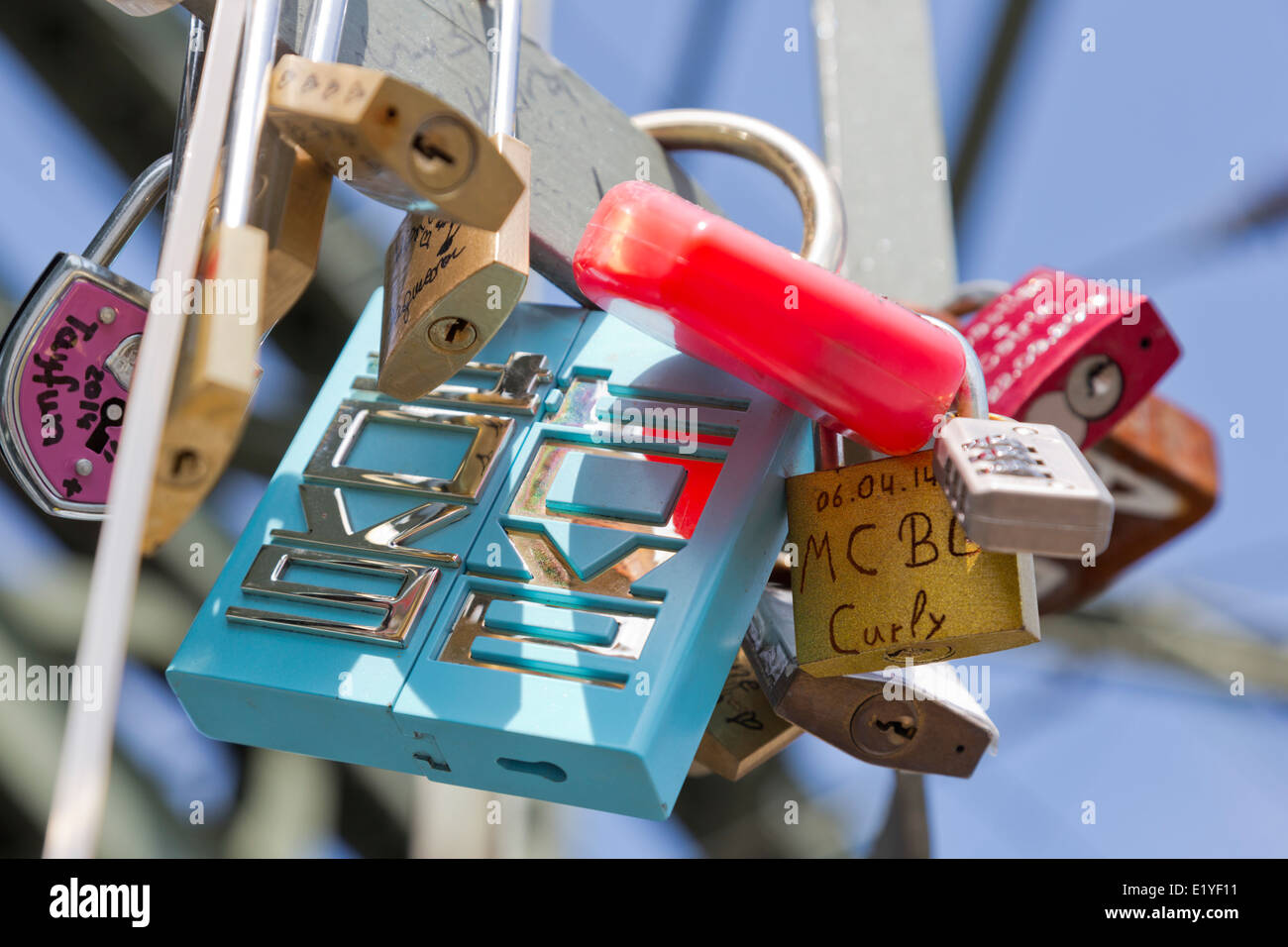 cologne germany bridge love locks