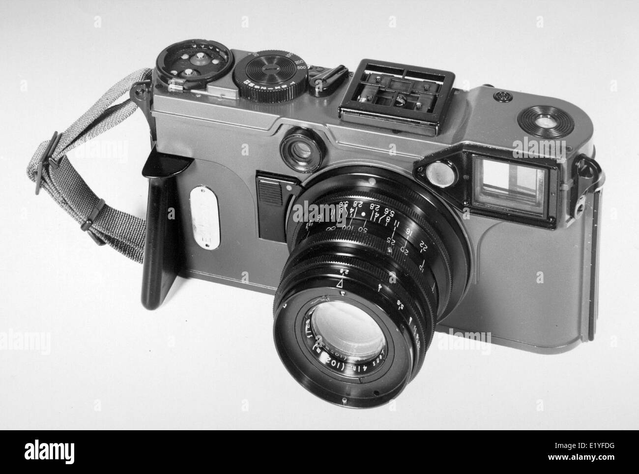 1950s camera Black and White Stock Photos & Images - Alamy