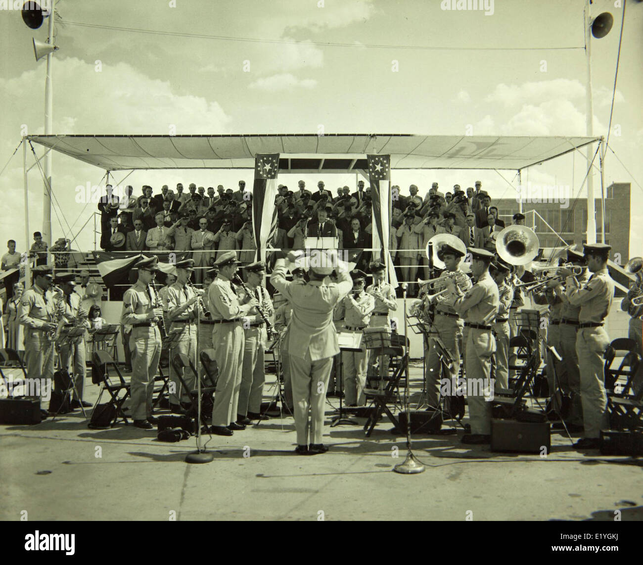 Convair/General Dynamics Ft. Worth Plant and Personnel Stock Photo Alamy