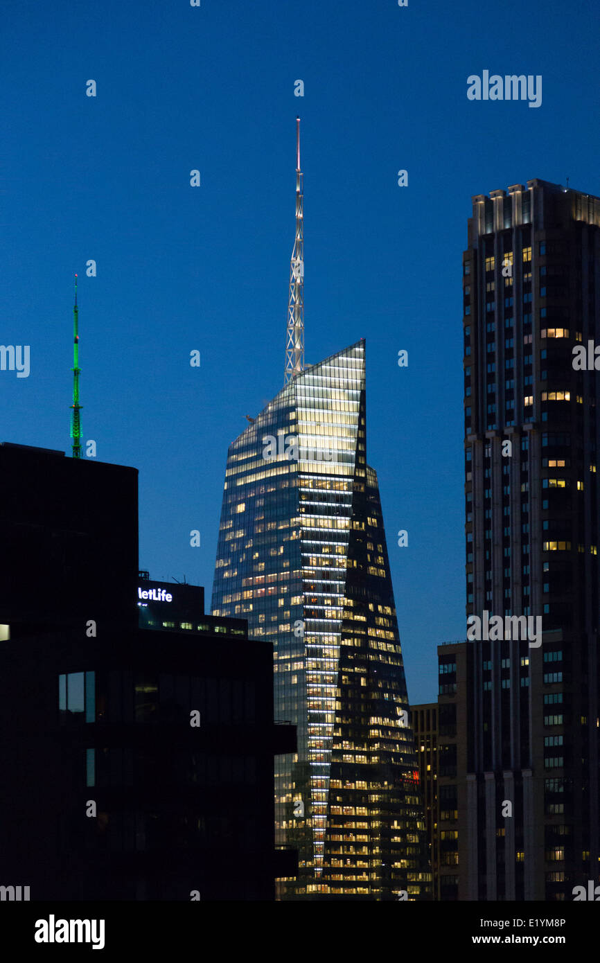 Bank of America tower among Buildings in Midtown Manhattan, NYC, USA Stock Photo