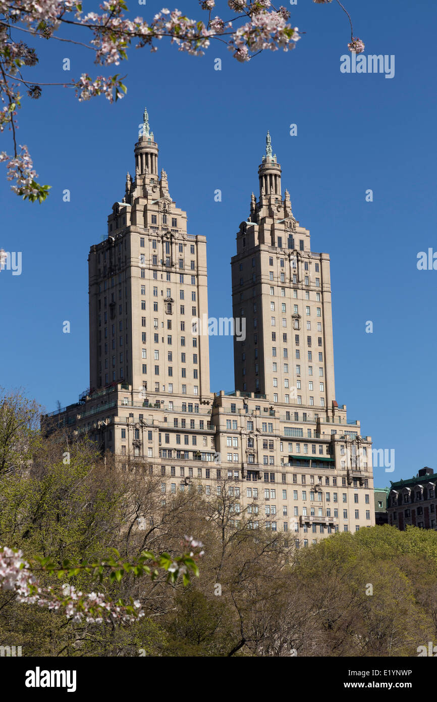 San Remo, Central Park West Side Apartments, NYC Stock Photo Alamy