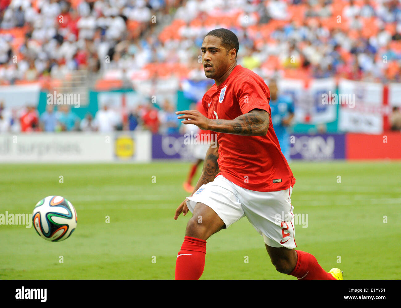 Florida, USA. 7th June, 2014. England Defender Glen Johnson (2) during an international friendly world cup warm up soccer match between England and Honduras at the Sun Life Stadium in Miami Gardens, Florida. © Action Plus Sports/Alamy Live News Stock Photo