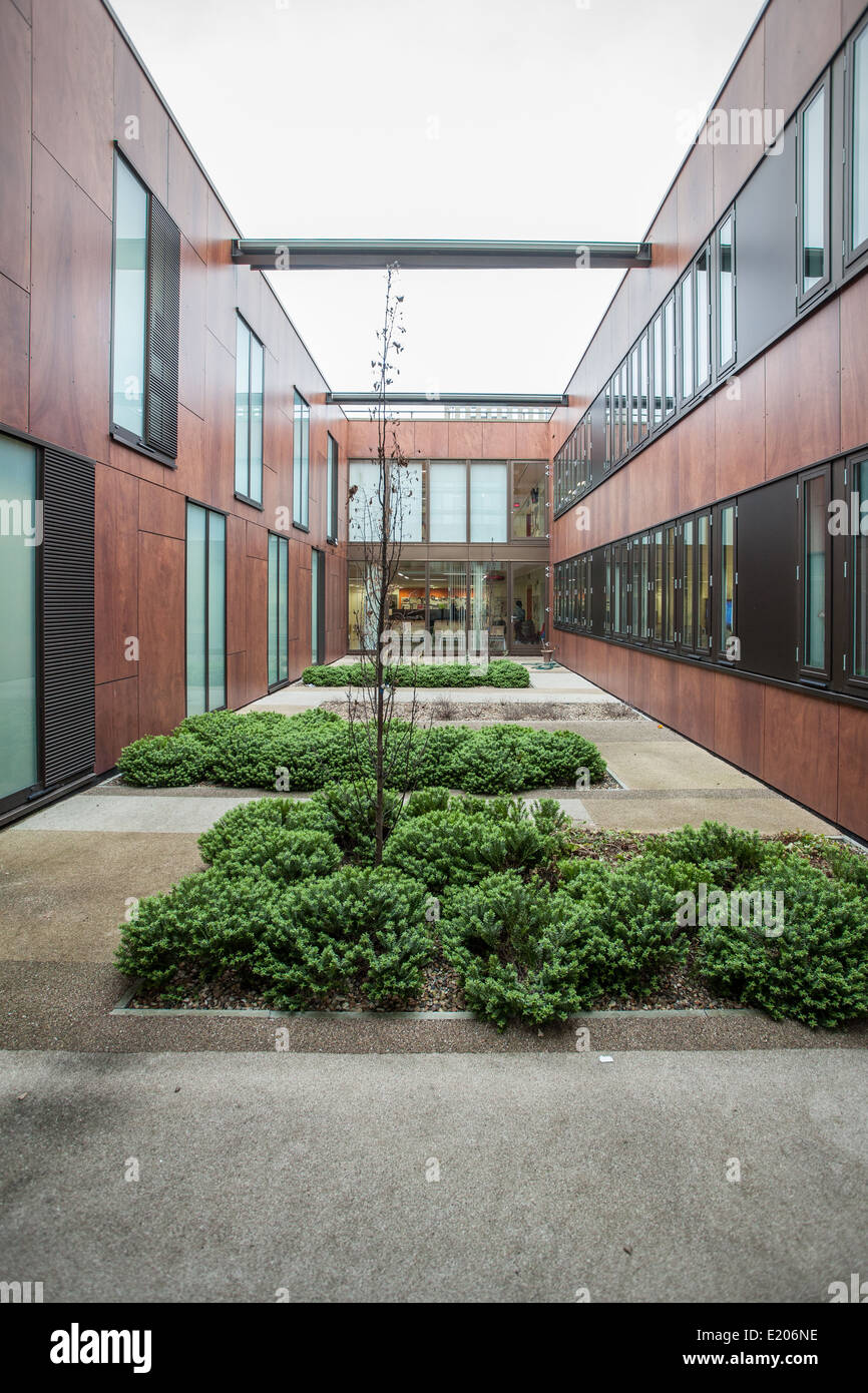 The Waldron Health Centre in New Cross, London Stock Photo Alamy