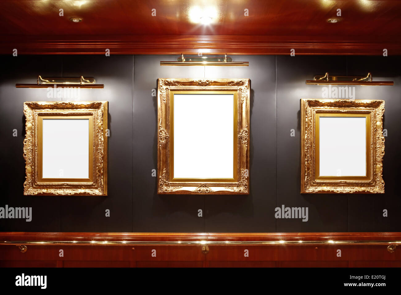 Museum gallery empty hires stock photography and images Alamy
