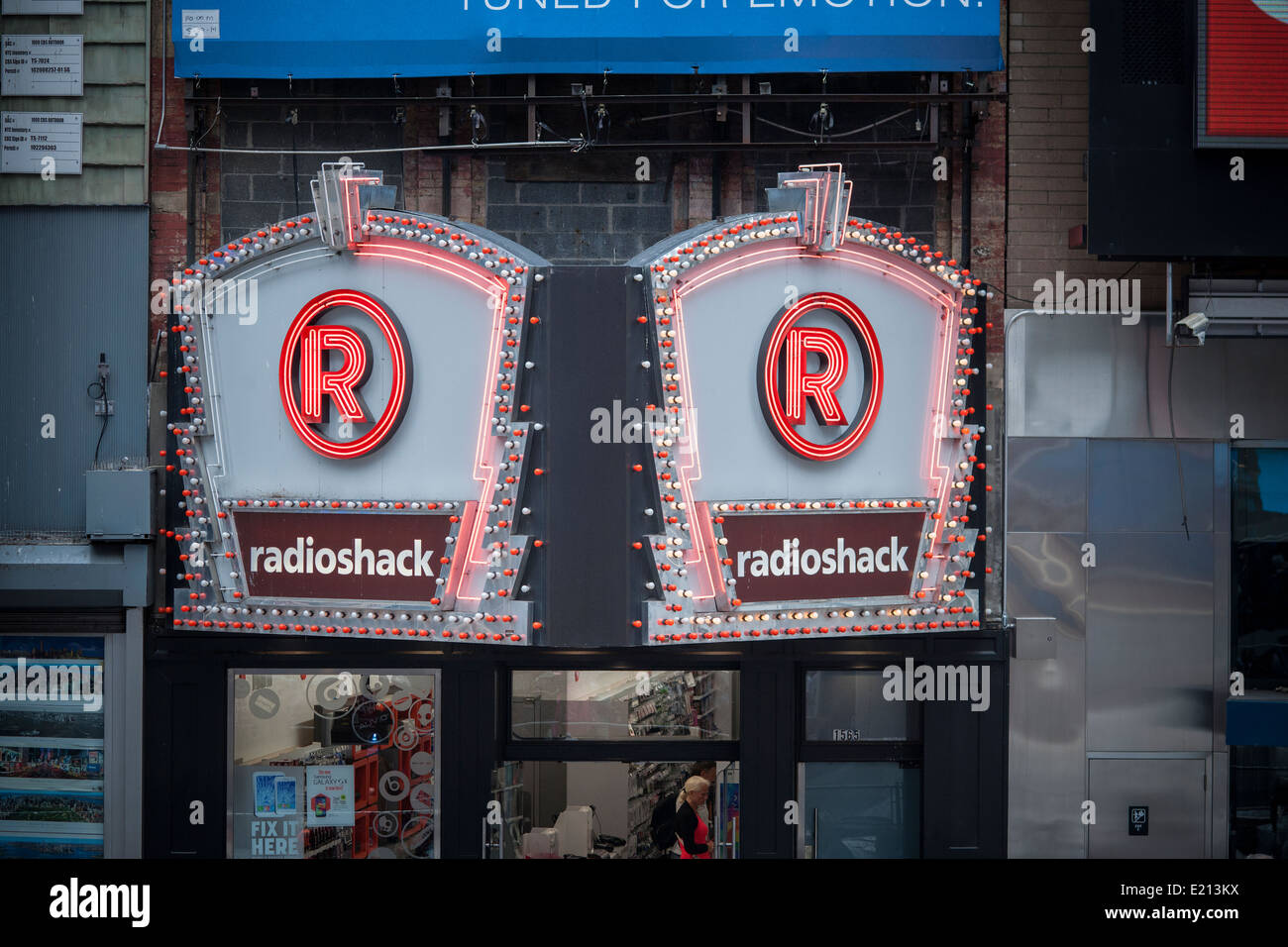 A RadioShack concept store in Times Square in New York Stock Photo Alamy