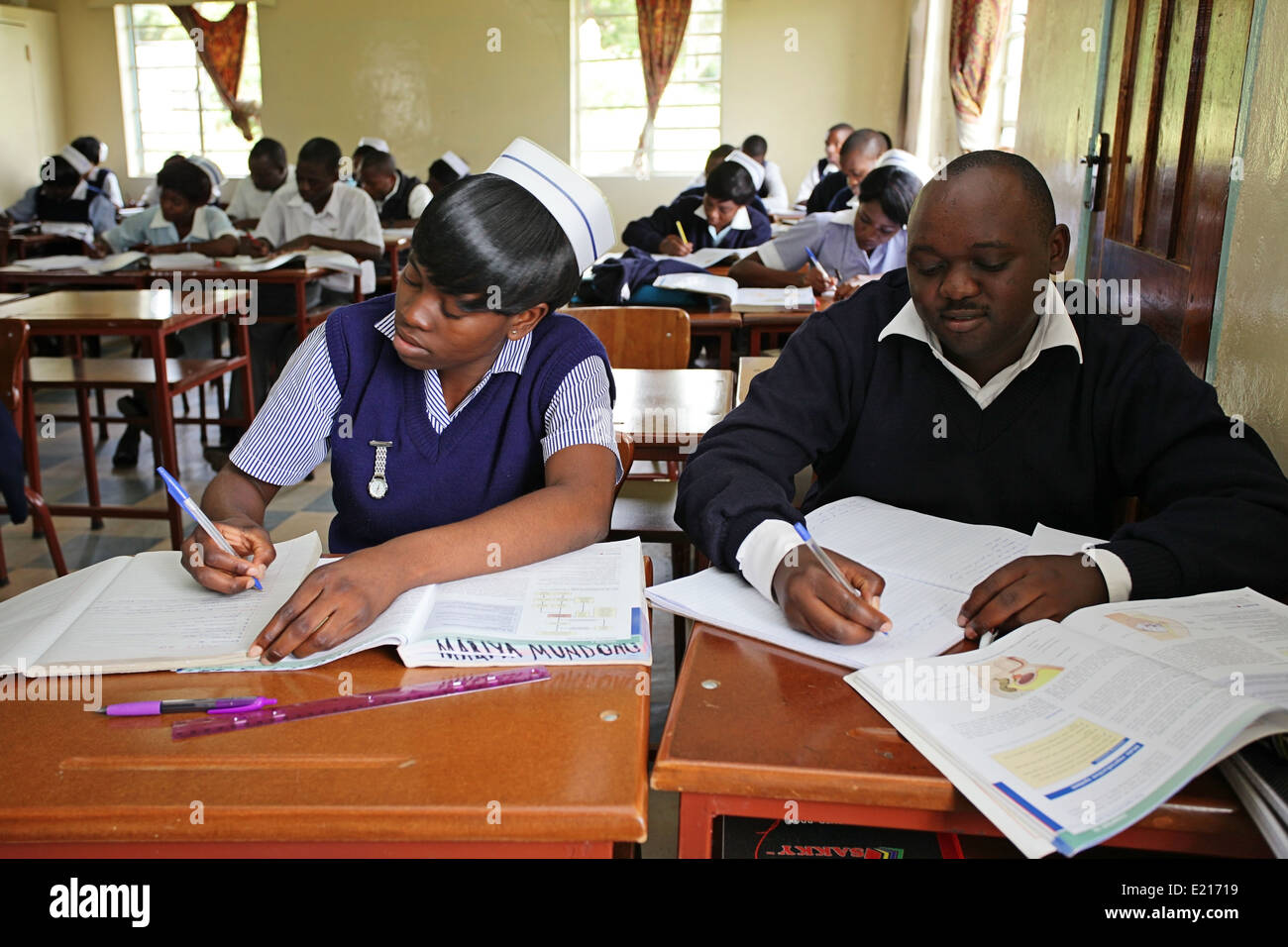 Training young doctors and nurses at Kalene Mission Hospital, Zambia Stock Photo