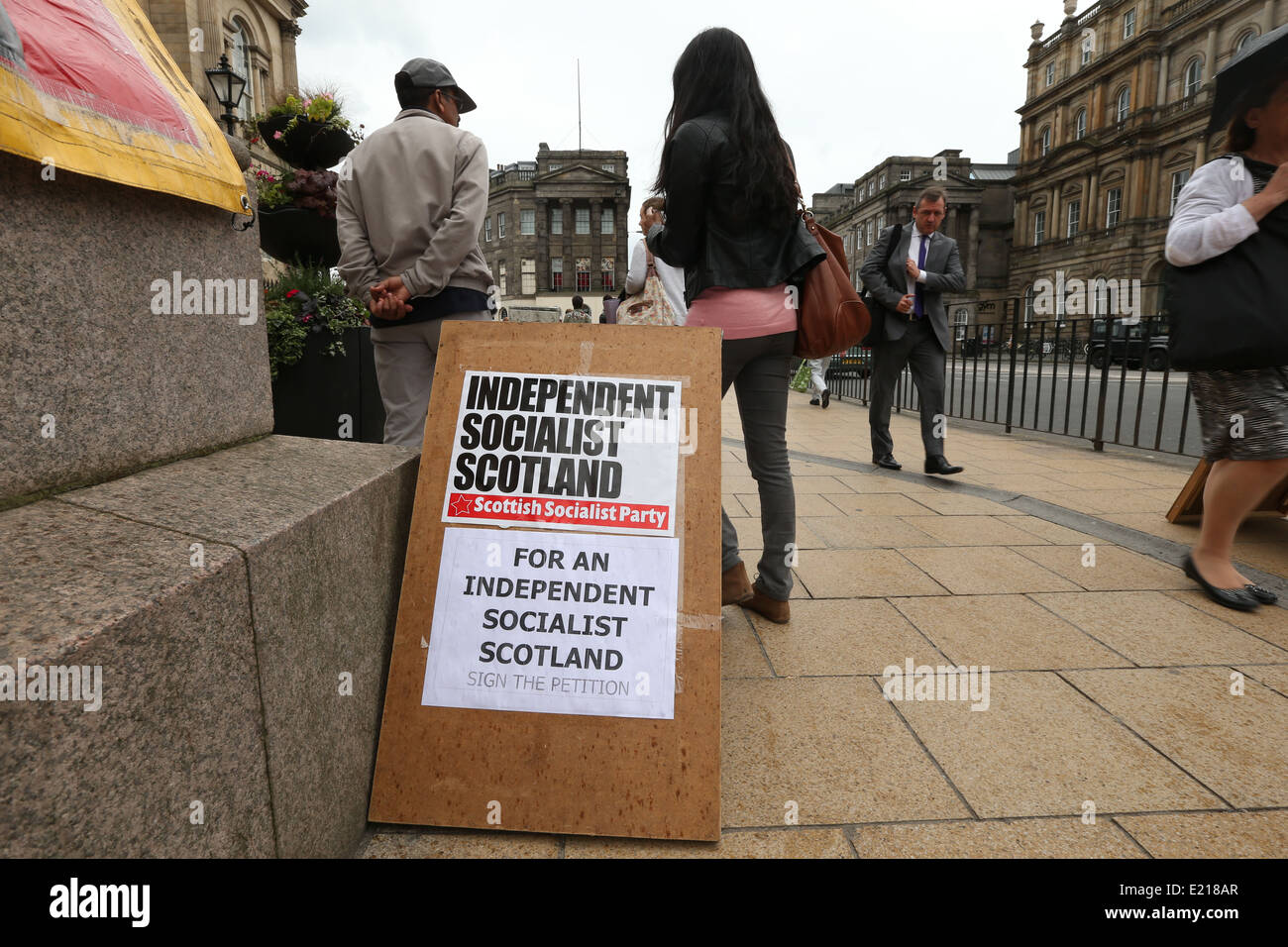 Image from a Scottish Socialist Party campaign for a Yes Vote on Princes Street in Edinburgh, Scotland Stock Photo