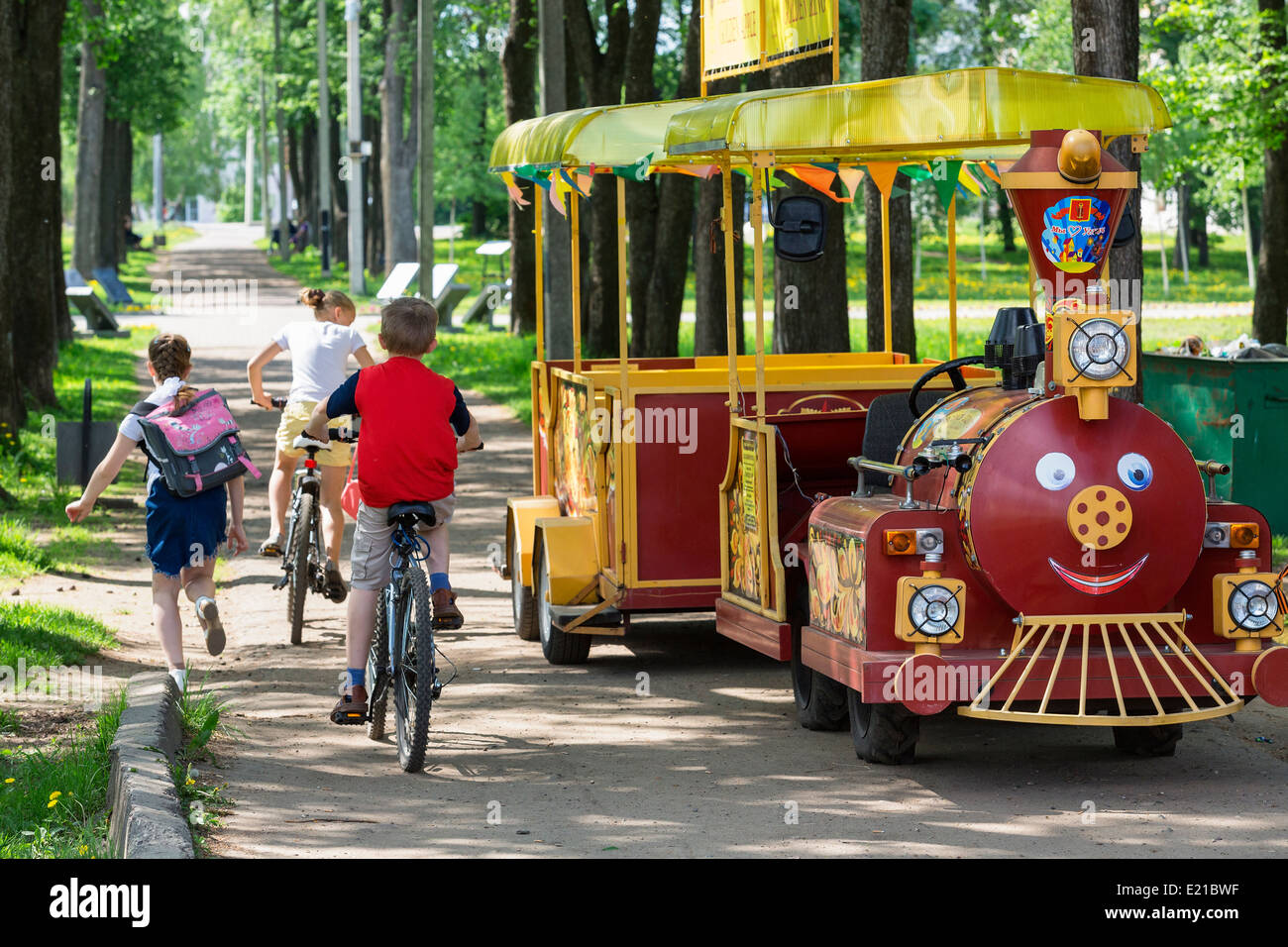 Russia, Children playing at Uglich Stock Photo