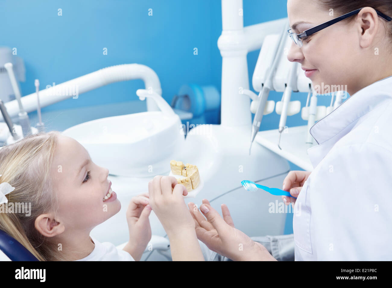 Child dental surgery hires stock photography and images Alamy