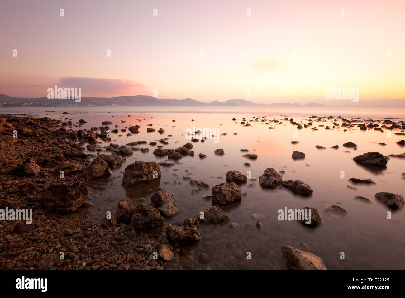 Black sea rocky shore hi-res stock photography and images - Alamy