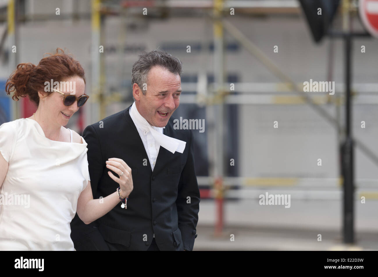 London, UK. 13th June, 2014. Former CEO of News International, Rebekah Brooks, together with her barrister, Jonathan LaidlawÂ QC, leave the Old Bailey as the jury in the phone-hacking trial continues to consider the verdicts. © Lee Thomas/ZUMA Wire/ZUMAPRESS.com/Alamy Live News Stock Photo