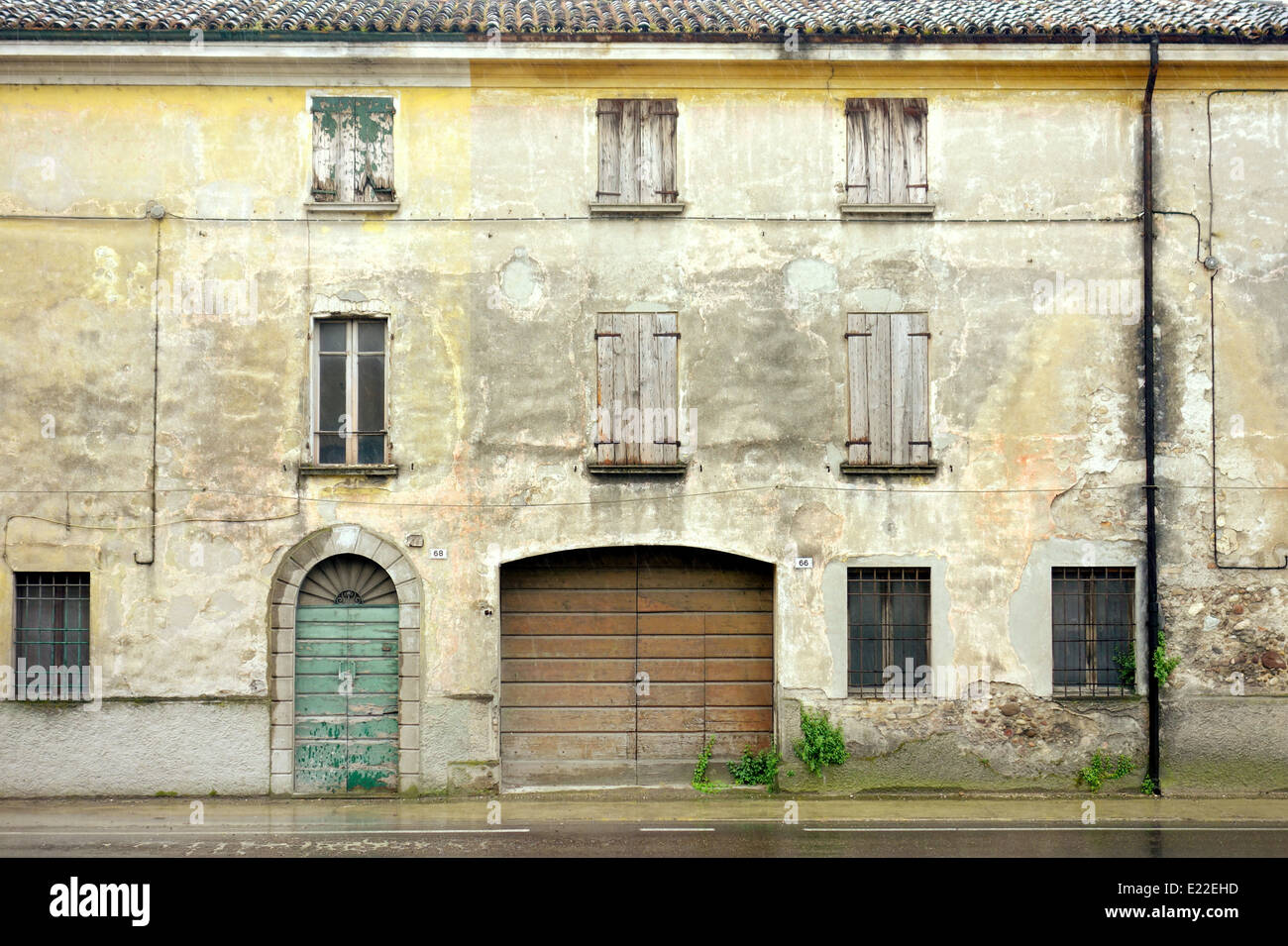 Rustic building in the Mantua province, Italy Stock Photo