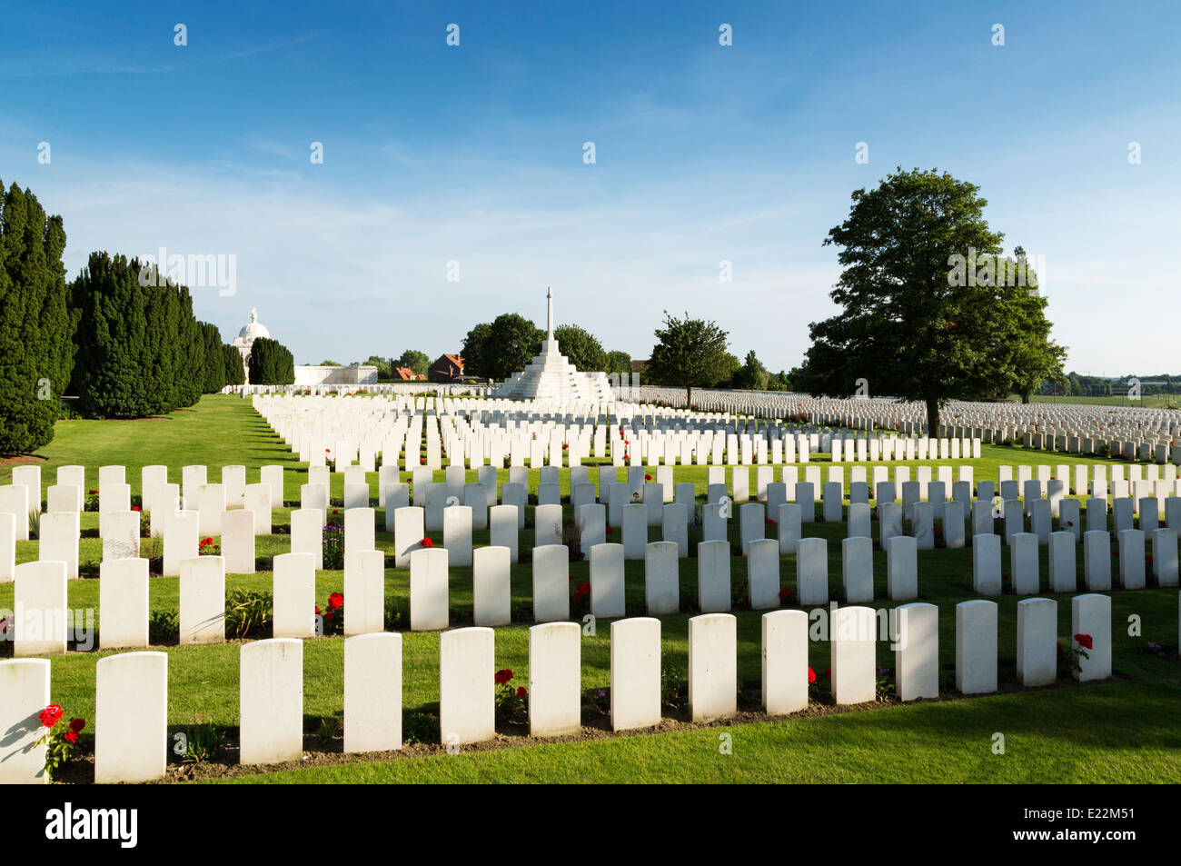 Tyne Cot World War One Cemetery The Largest British War Cemetery In tyne-cot-world-war-one-cemetery-the-largest-british-war-cemetery-in