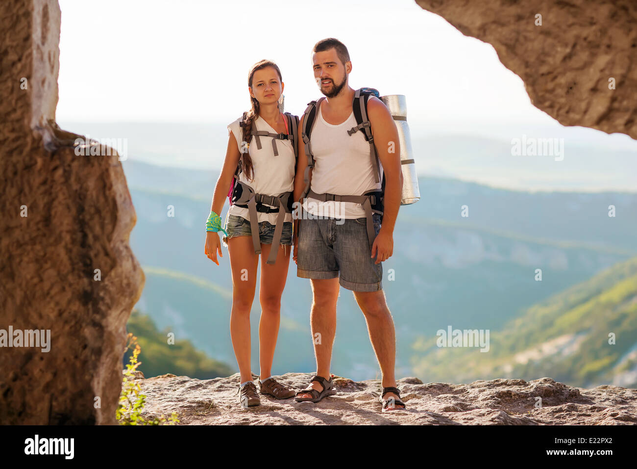 Hikers extreme mountain top hi-res stock photography and images - Alamy