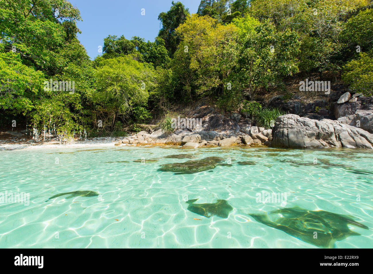 Stunning Tropical Beaches Of Tarutao National Marine Park Satun stunning-tropical-beaches-of-tarutao-national-marine-park-satun