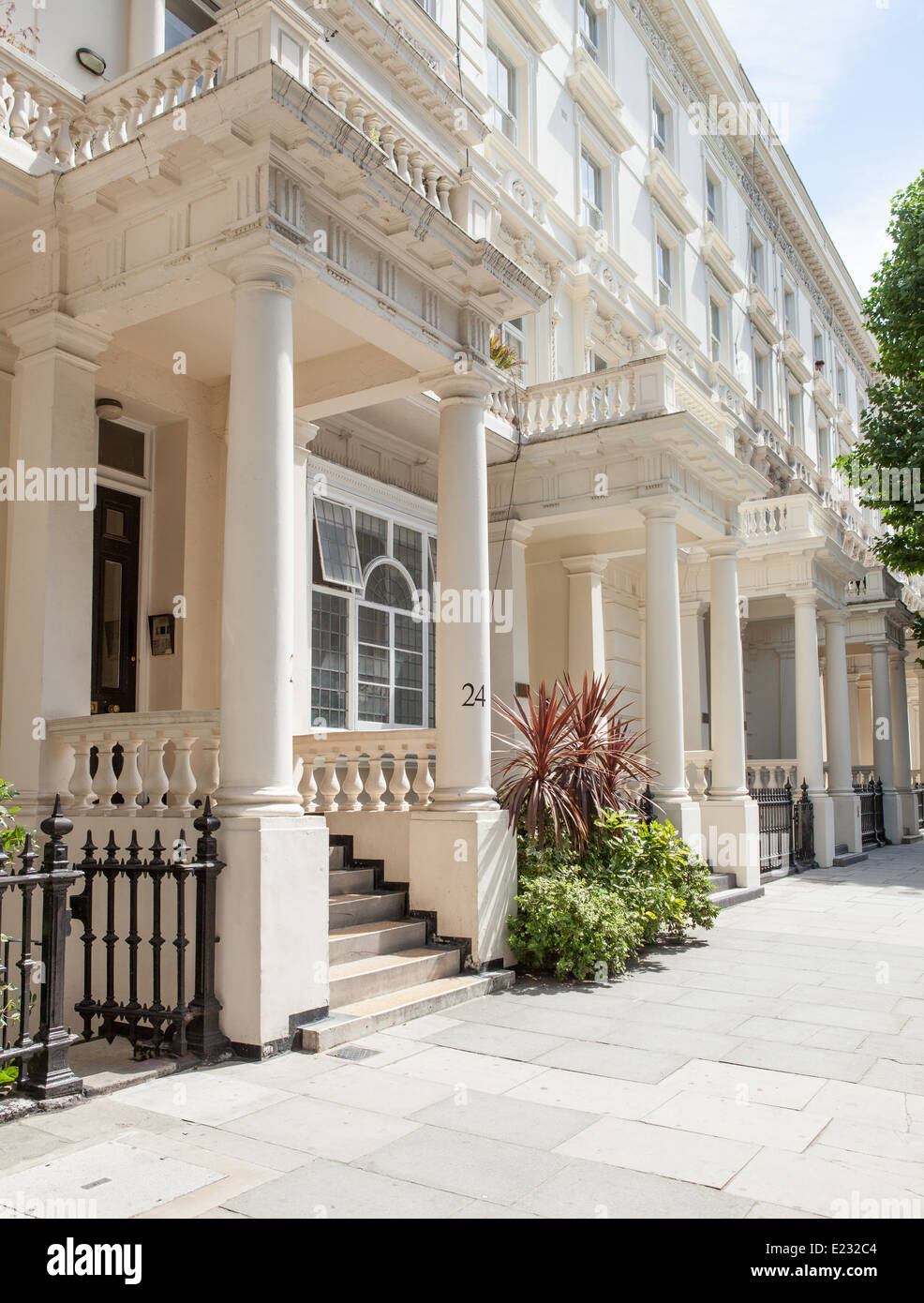 A row of expensive but beautiful Notting Hill houses Stock Photo