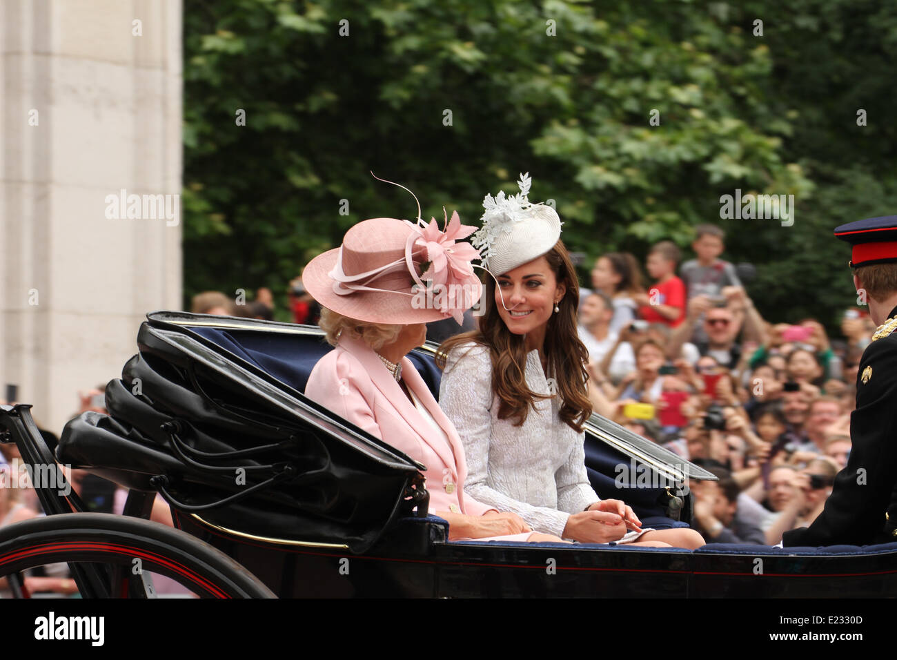 London, UK. 14th June 2014. ​Members of the Royal Family seen on horse drawn carriages Credit:  david mbiyu/Alamy Live News Stock Photo