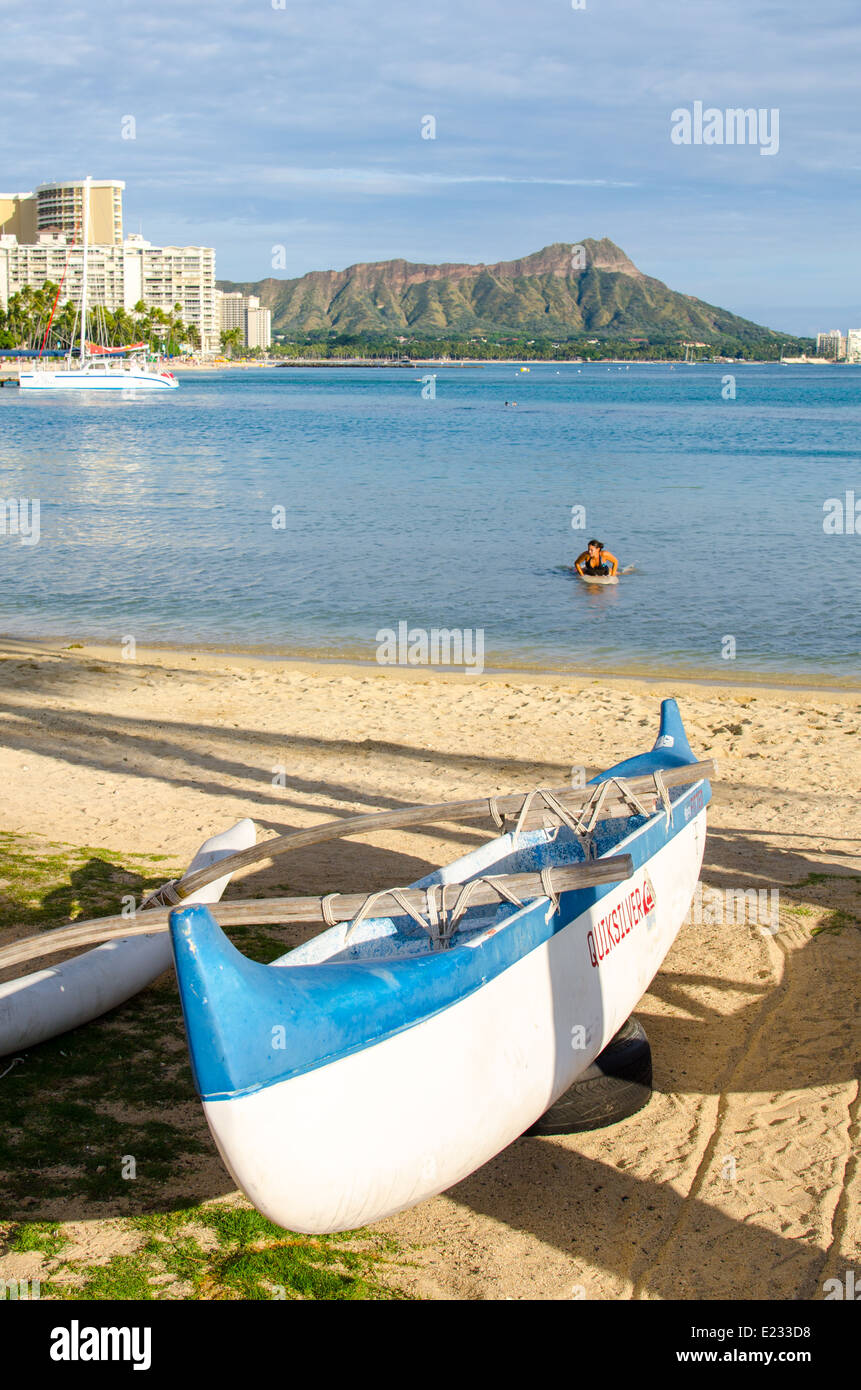 Sea Kayaks on Waikiki Beach, Hawaii Stock Photo Alamy