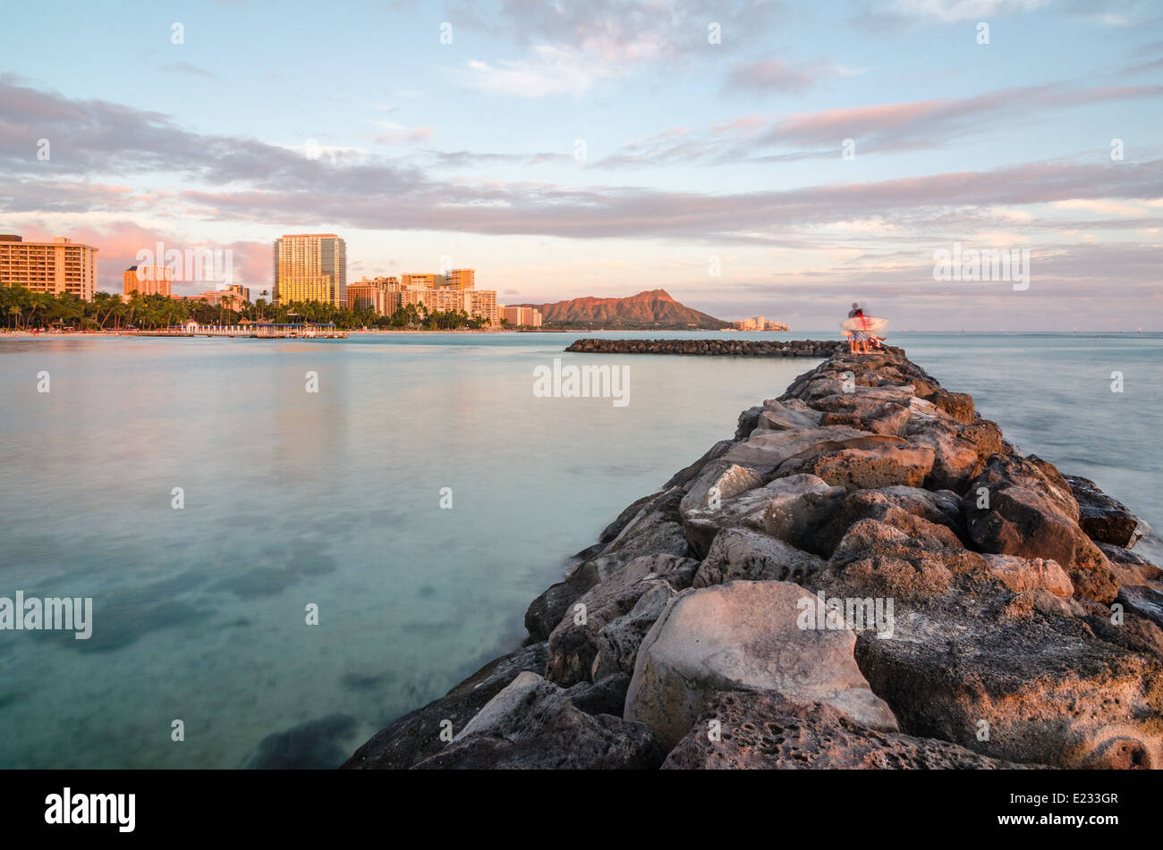Hawaii waikiki beach sunset hi-res stock photography and images - Alamy