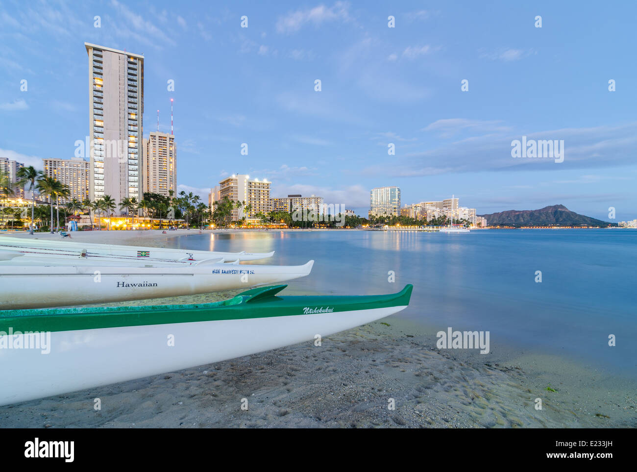 Hilton waikiki beach hi-res stock photography and images - Alamy